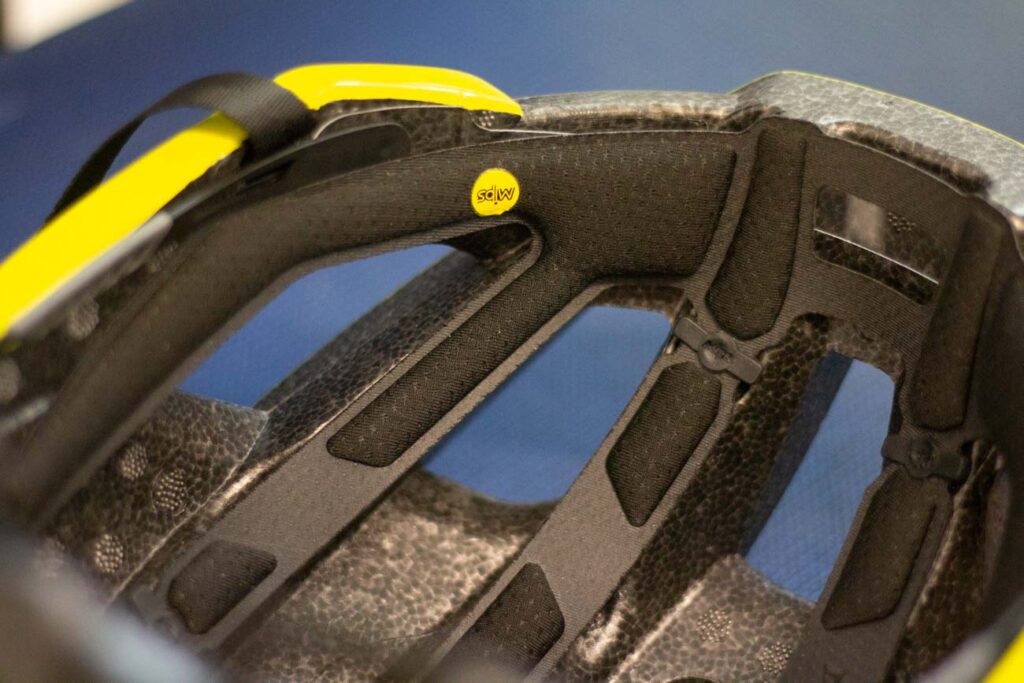These pictures are from the Cube “Heron” helmet Inside bike helmet