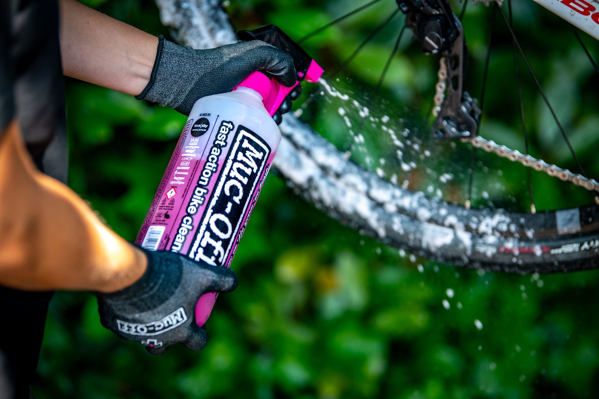 Muc-Off on X: Keep your hands and bike safe with our Mechanics