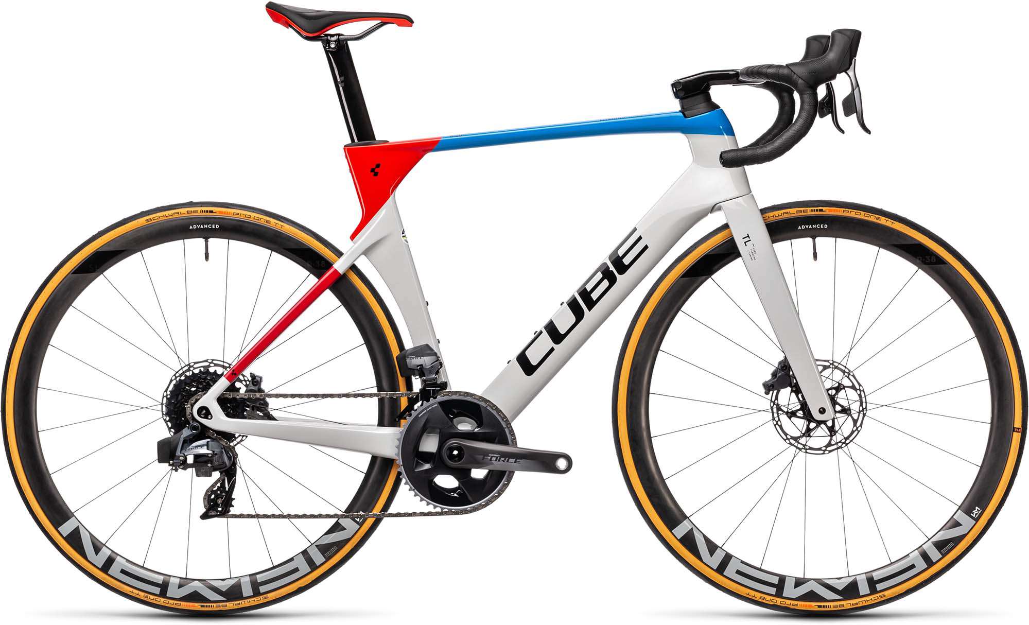 cube aero road bike
